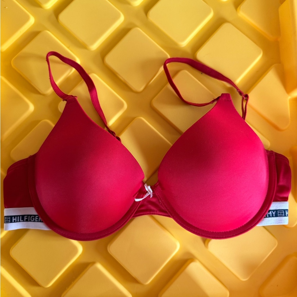 Tommy Hilfiger Vibrant Red Bra